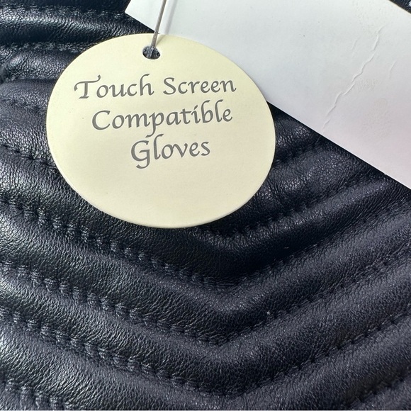 New Women’s Aqua Quilted Leather Tech Gloves SZ Medium - Picture 2 of 4
